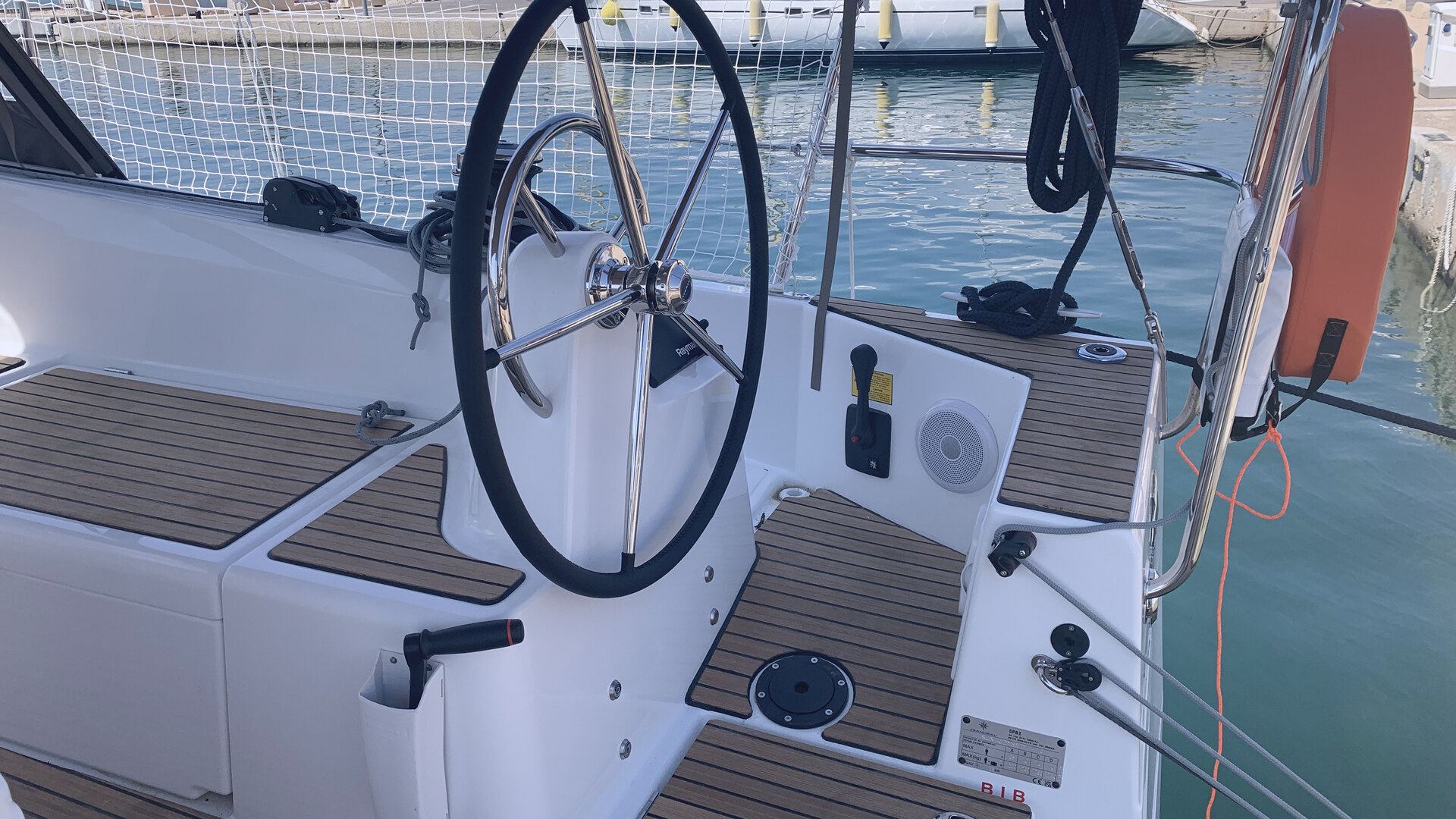 Entretien et gardiennage nautique bateau